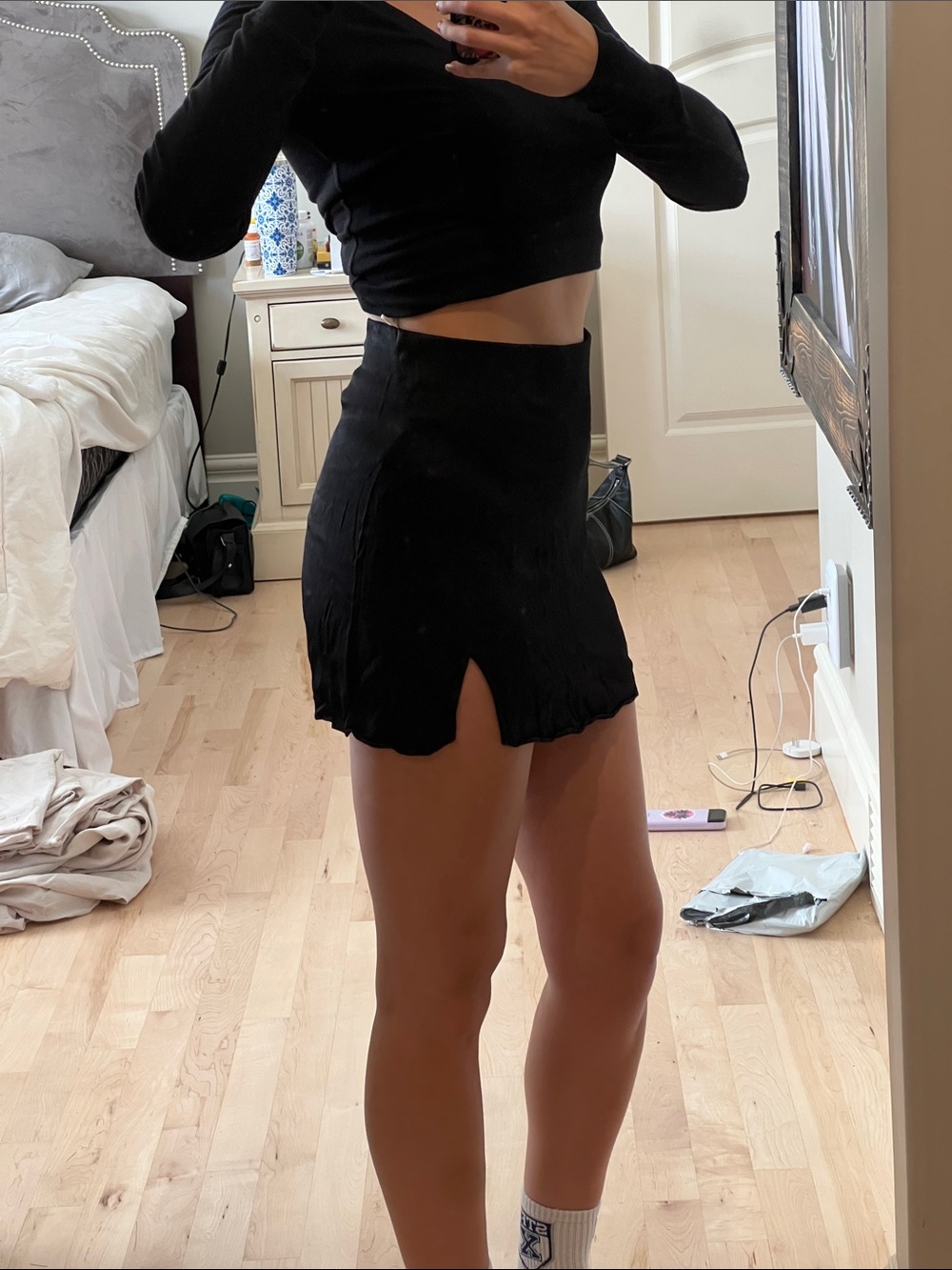 Aritzia Wilfred Black Mini Skirt